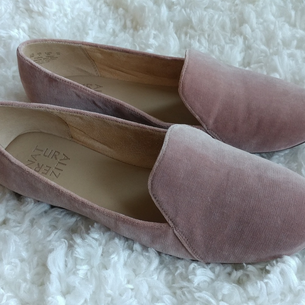 Rose Velvet Naturalizer
Emiline Flats